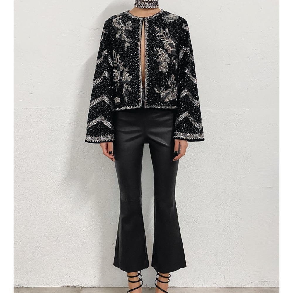 CROPPED FLARED LEATHER PANTS